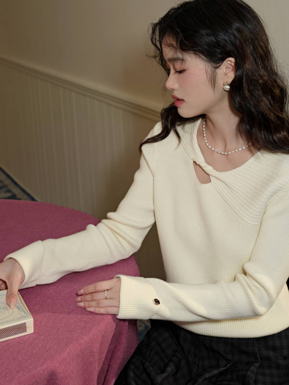 Front Cut-out Top