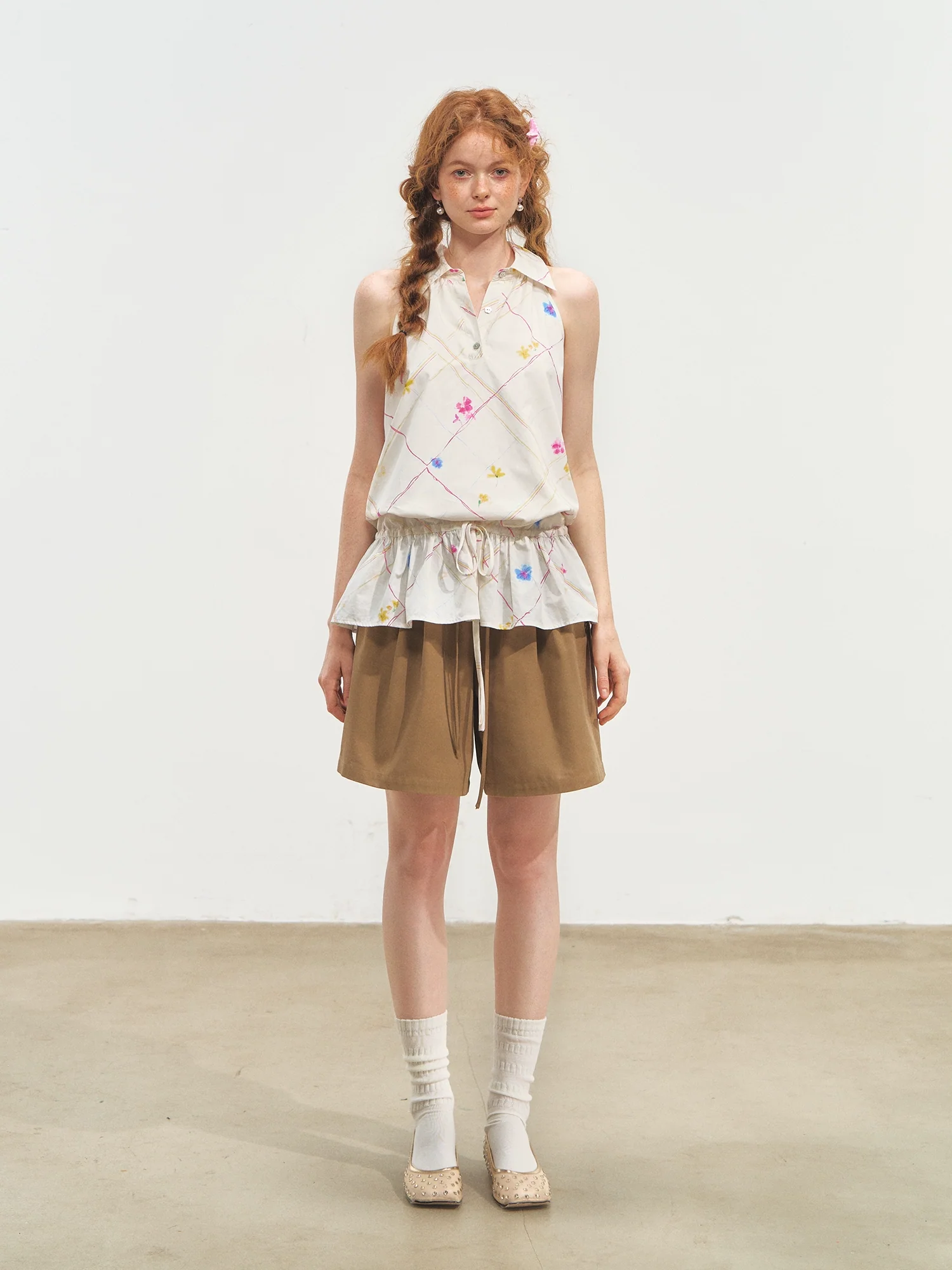 French-Style Printed Sleeveless Halter Tie-Up Top