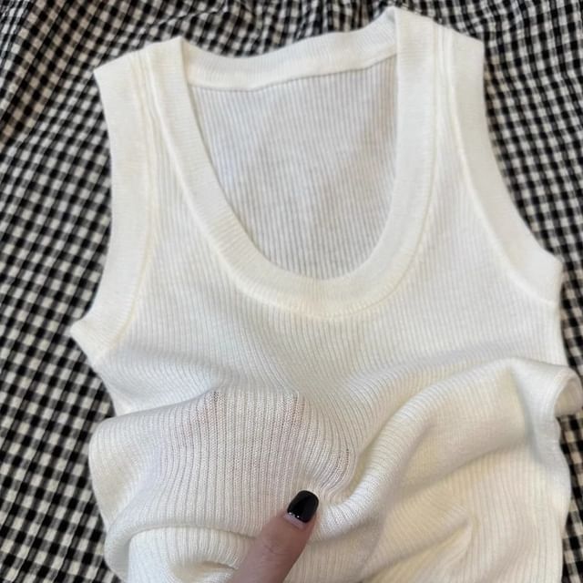 Scoop Knit Top Neck Tank Plain