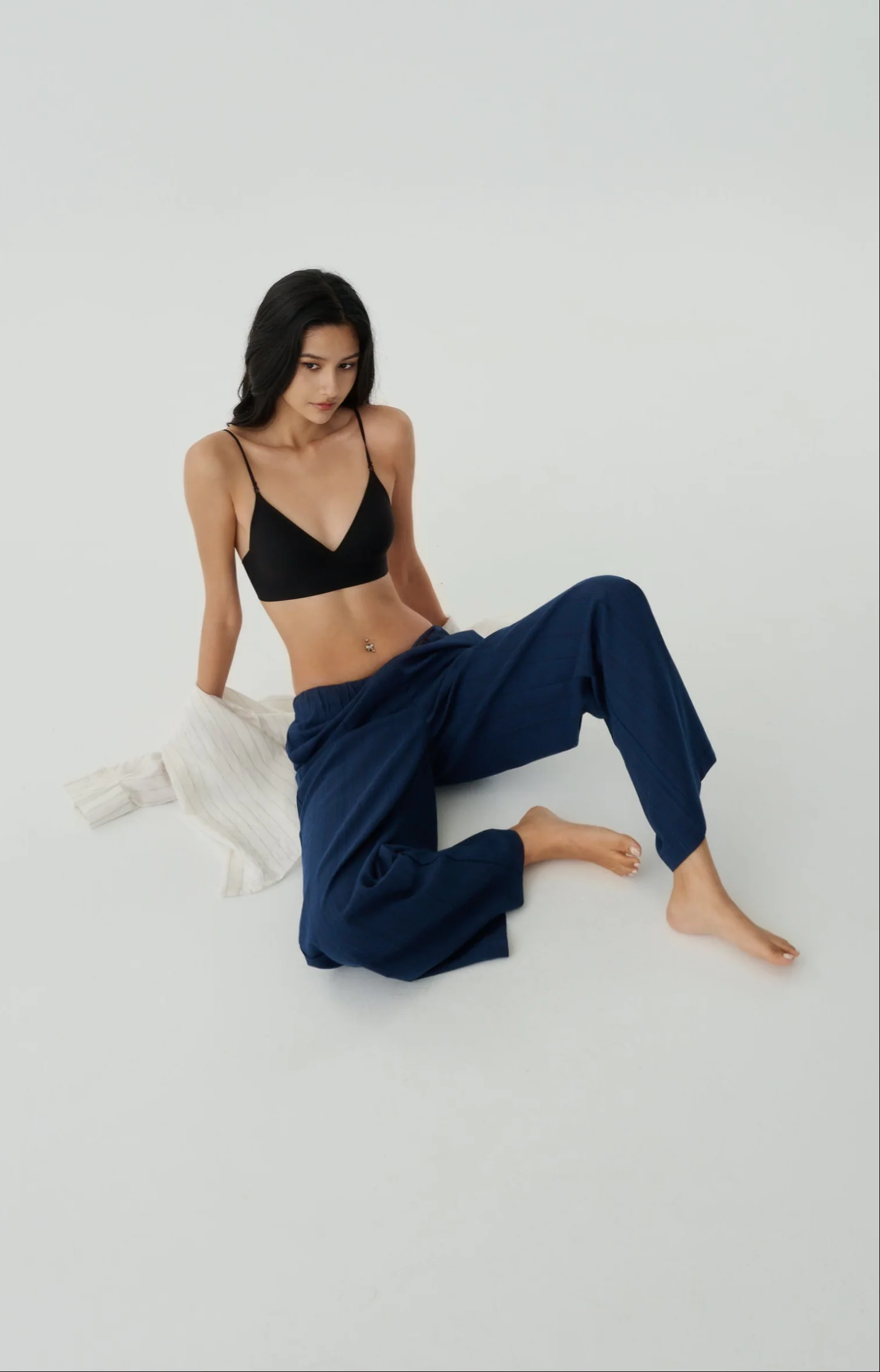 Max comfy linen stripes pants in navy