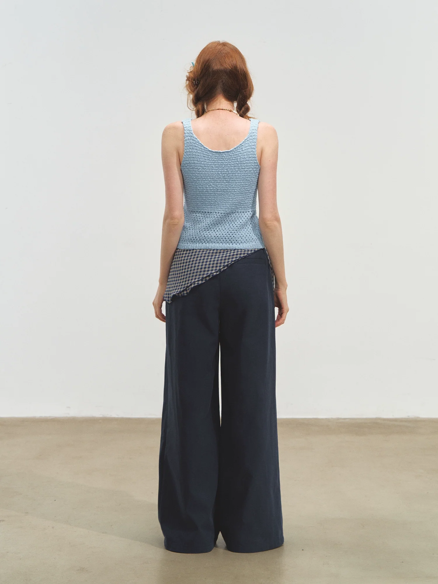 Three-dimensional Handmade Flower Crochet Tank Top