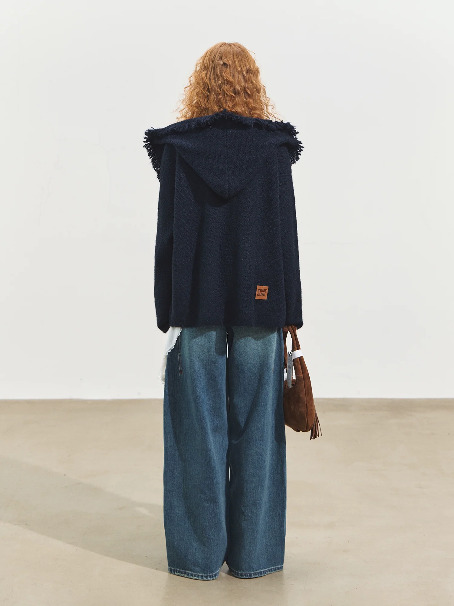 3D Seam Wide-Leg Crescent Denim Pants