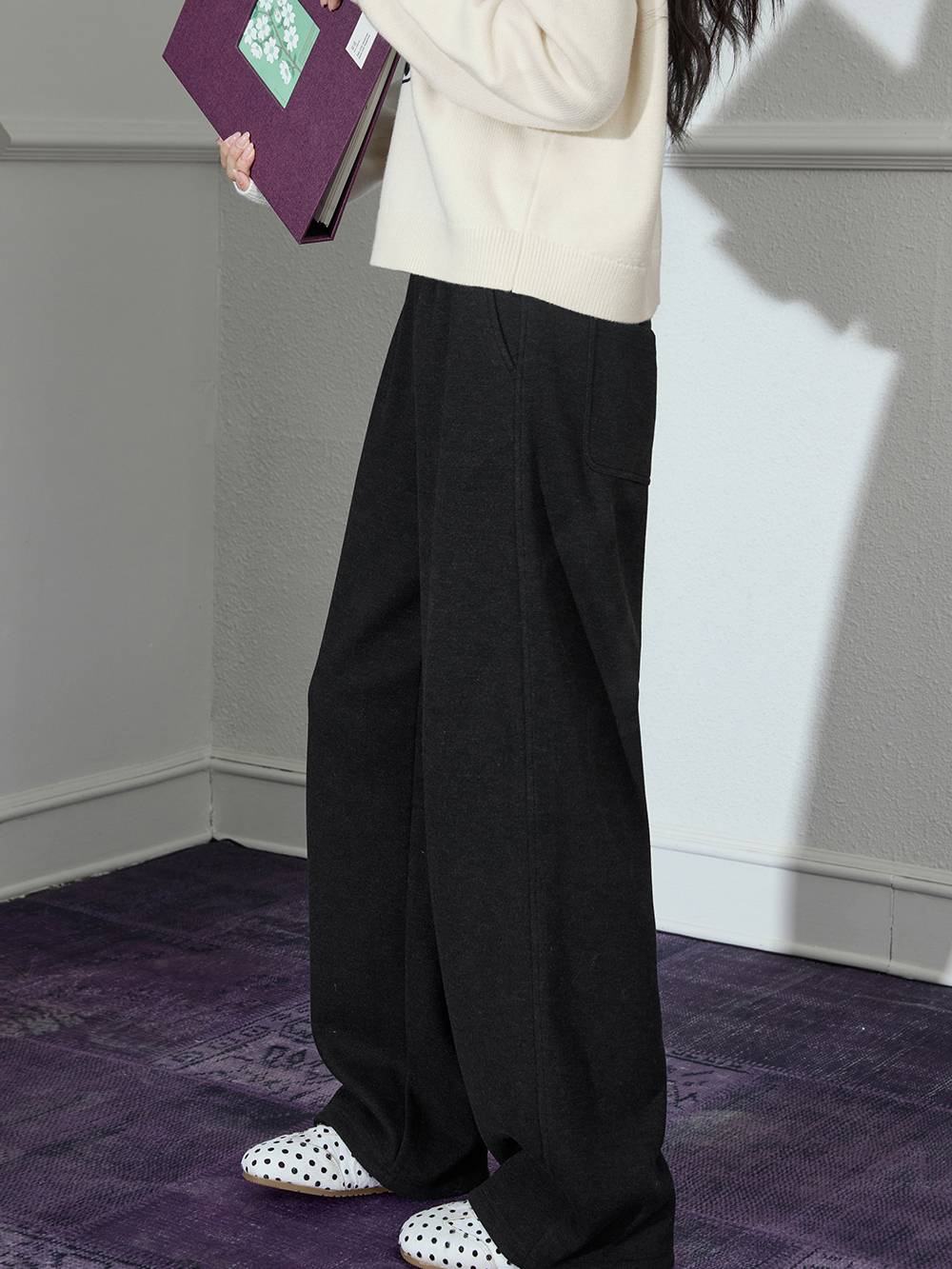 Wide-Leg Sweatpants