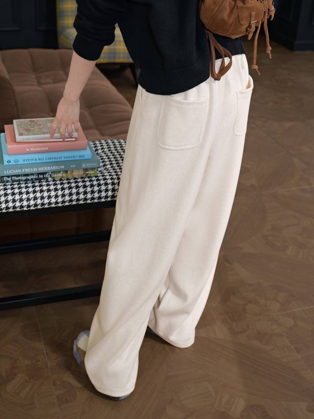 Wide-Leg Sweatpants