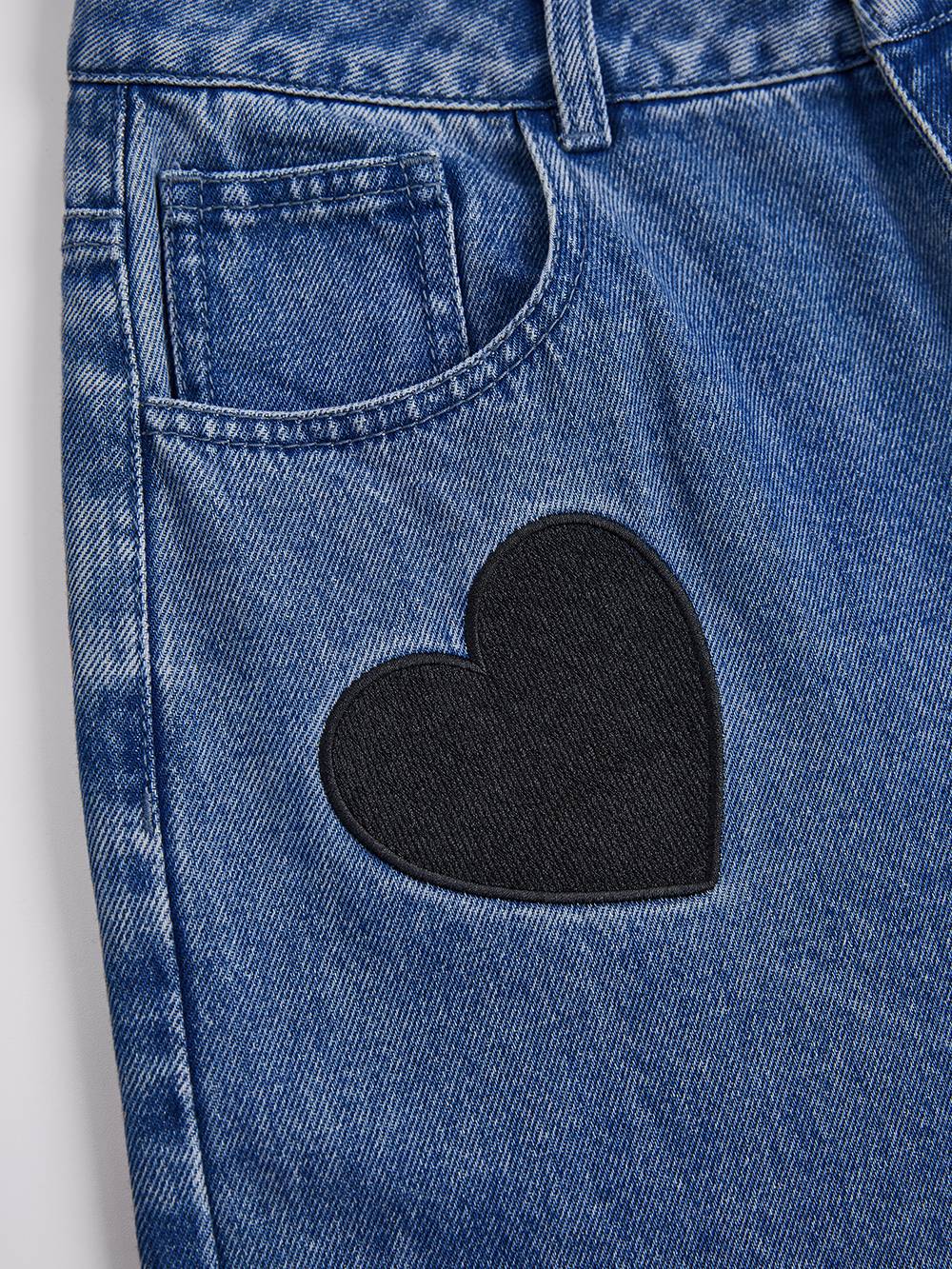 Heart Bow Embroidered Jeans