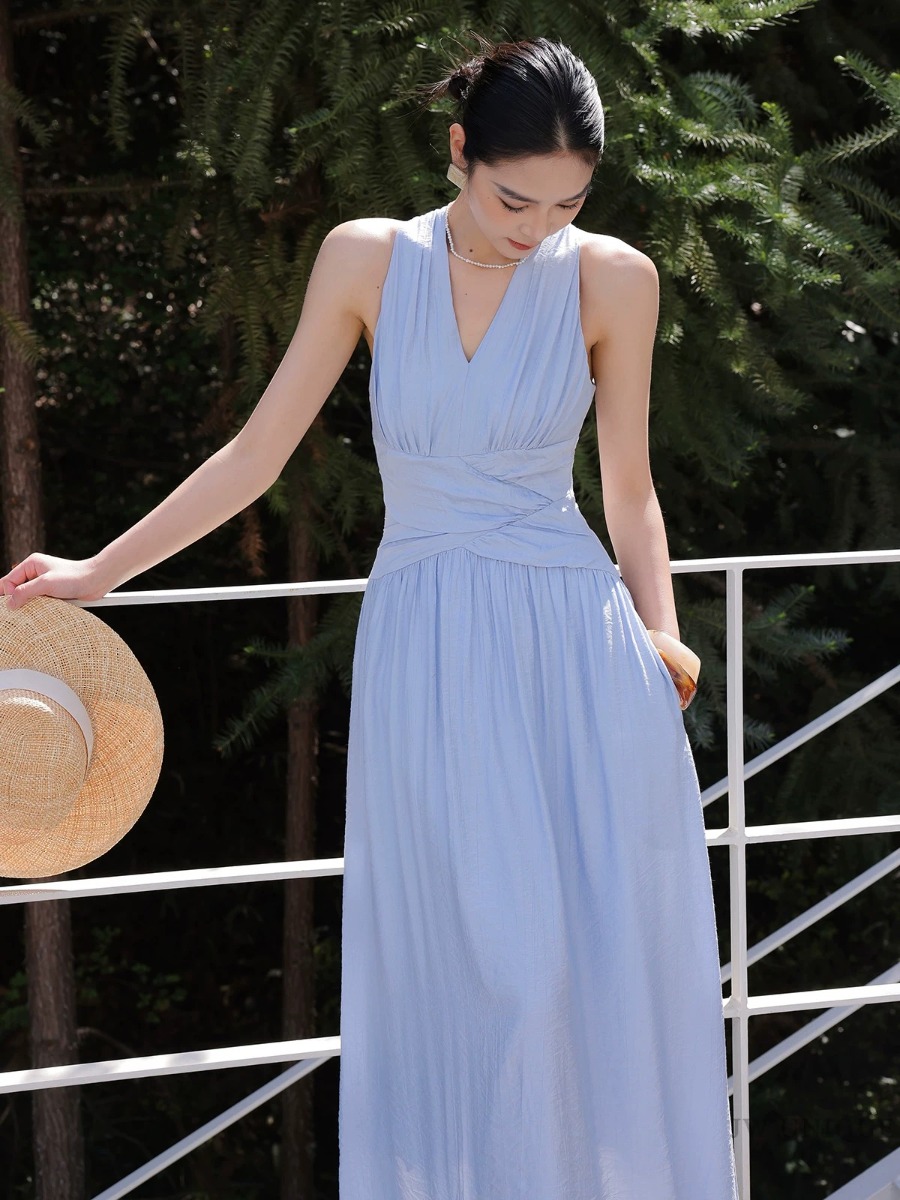 Maralyn Halter Neck Graceful Dress