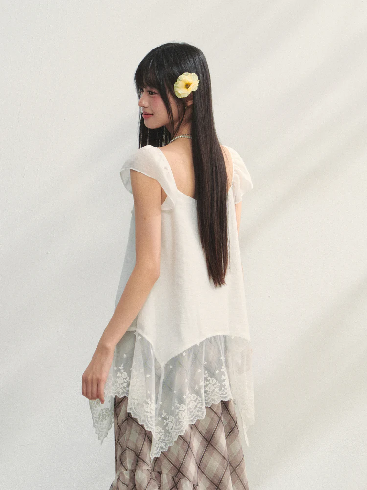 Lace Ruffled Hem Top