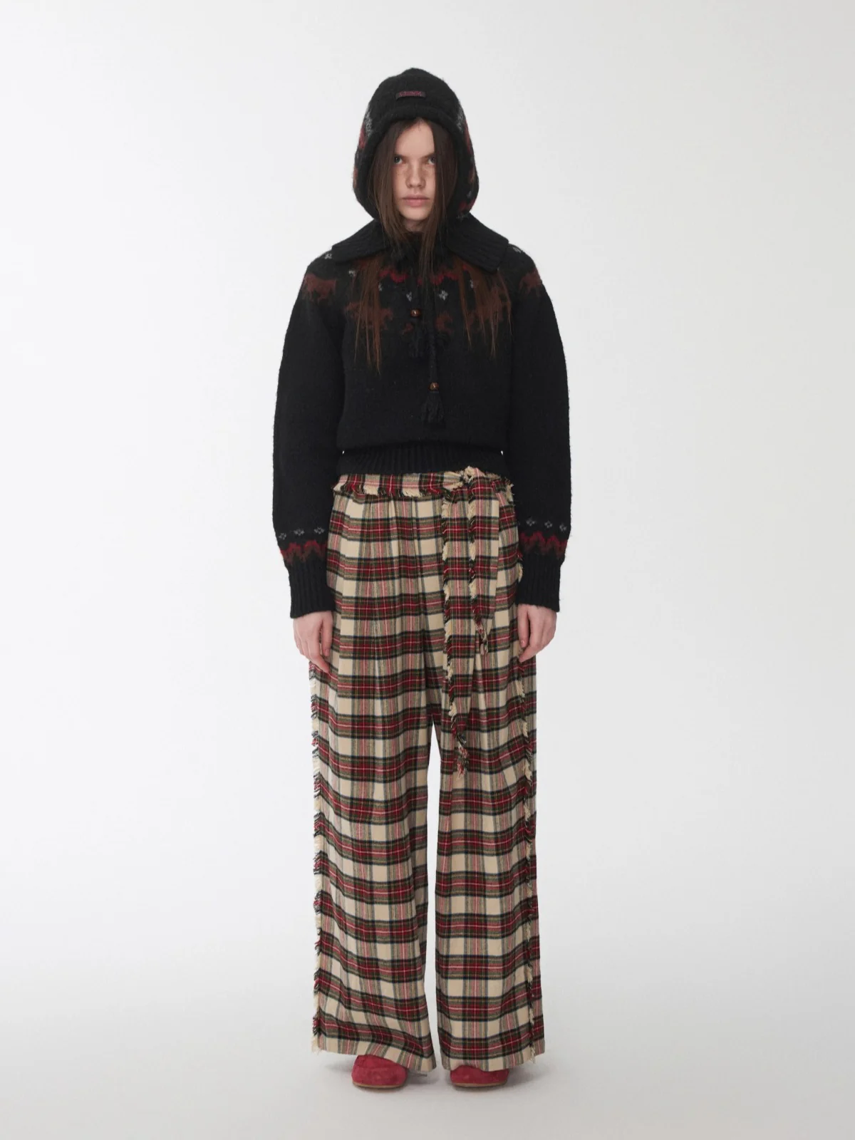 Fair Isle Pony Jacquard Chunky Knit Sweater