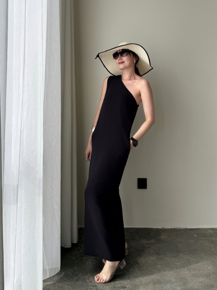 Annie One Shoulder Back Slit Dress