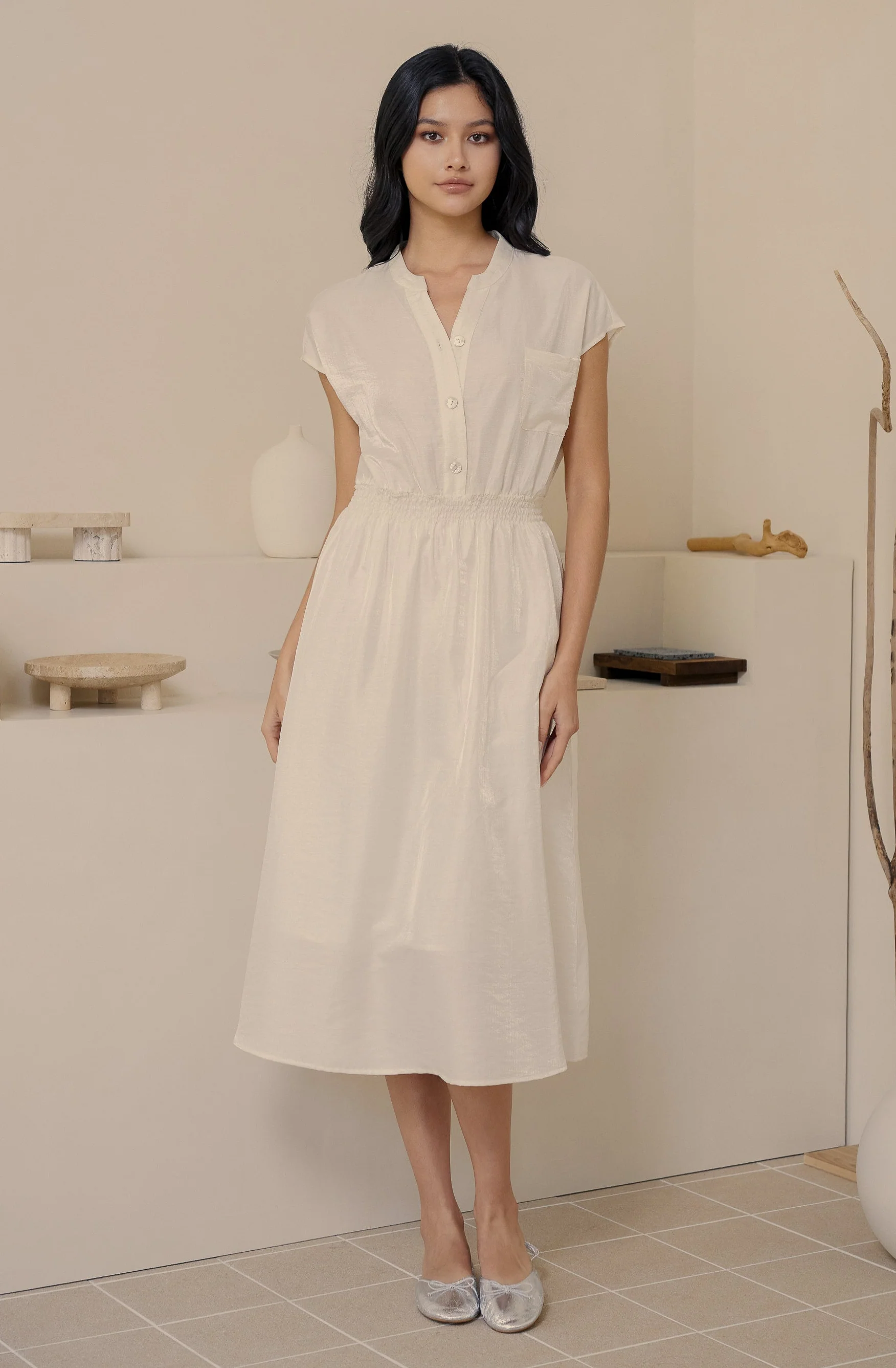 Let me fall elastic midi dress in beige