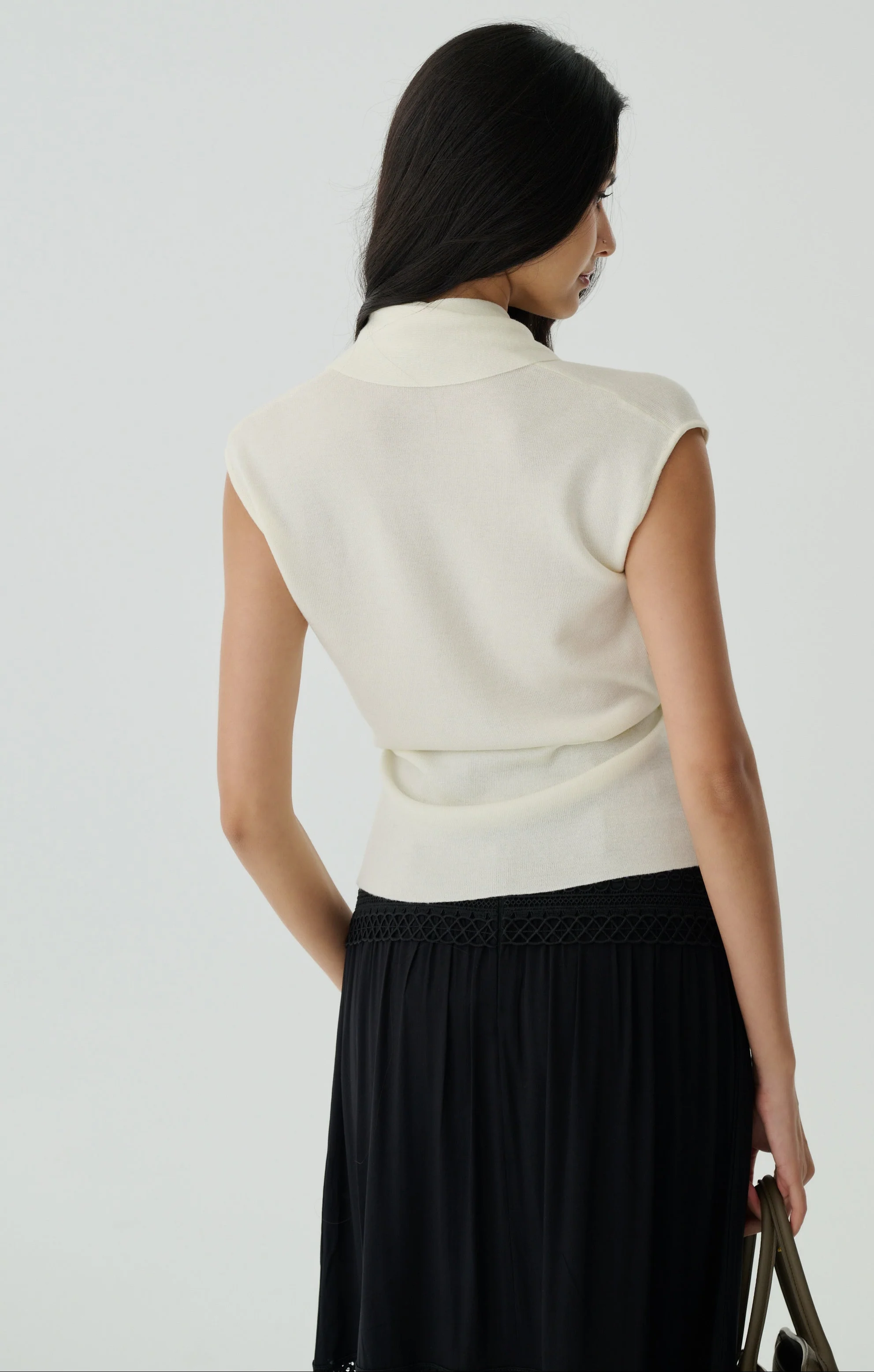 Keep in line cooling knit top in white