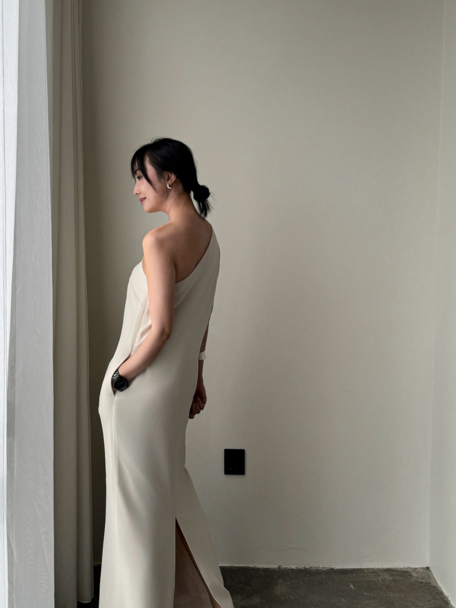 Annie One Shoulder Back Slit Dress