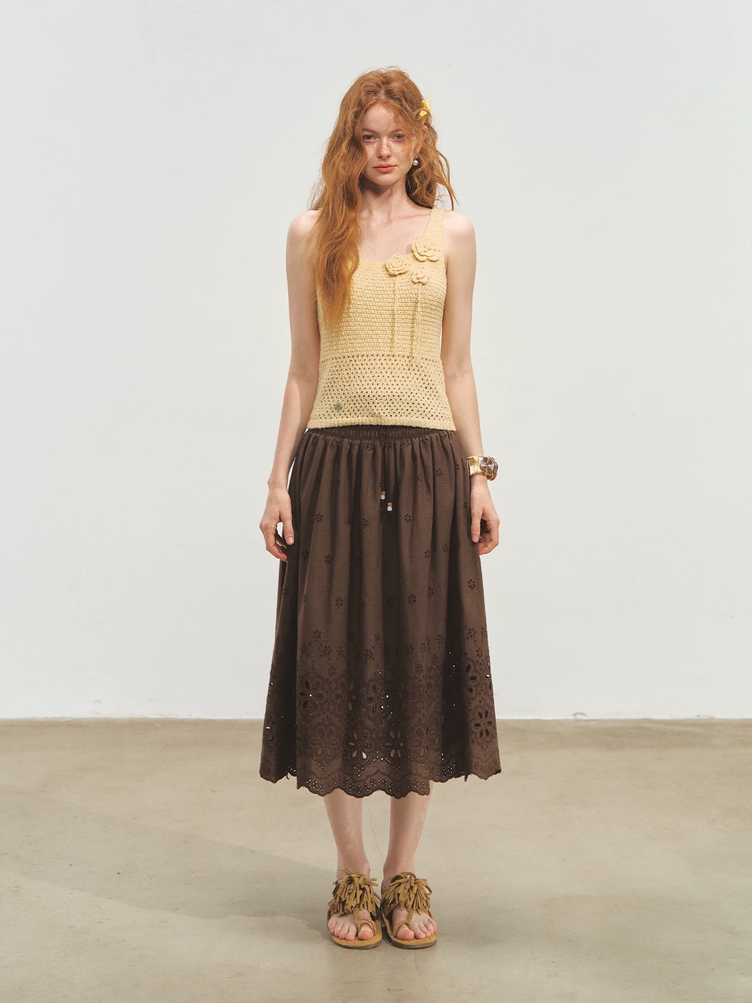 Three-dimensional Handmade Flower Crochet Tank Top