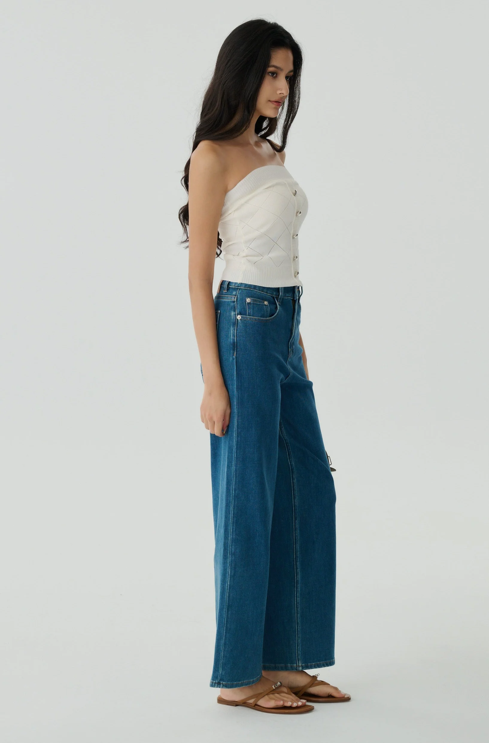 Diamond cooling knit top in white