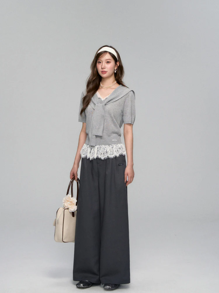 Lace Spliced V-Neck Knitted T-Shirt