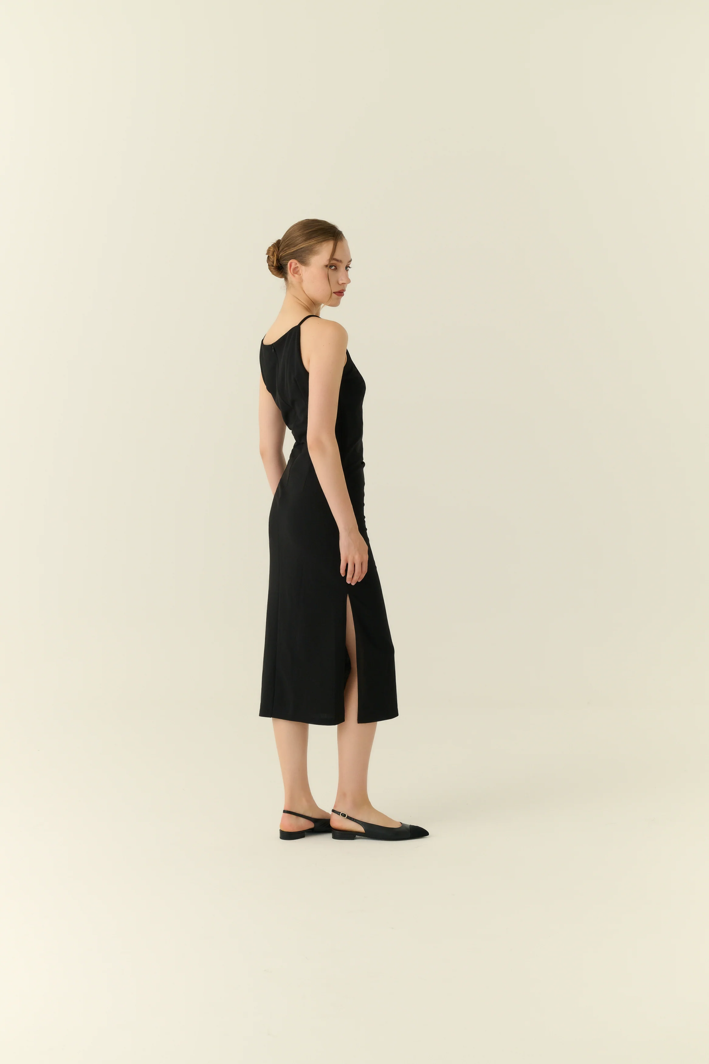 Café de minuit midi dress in black