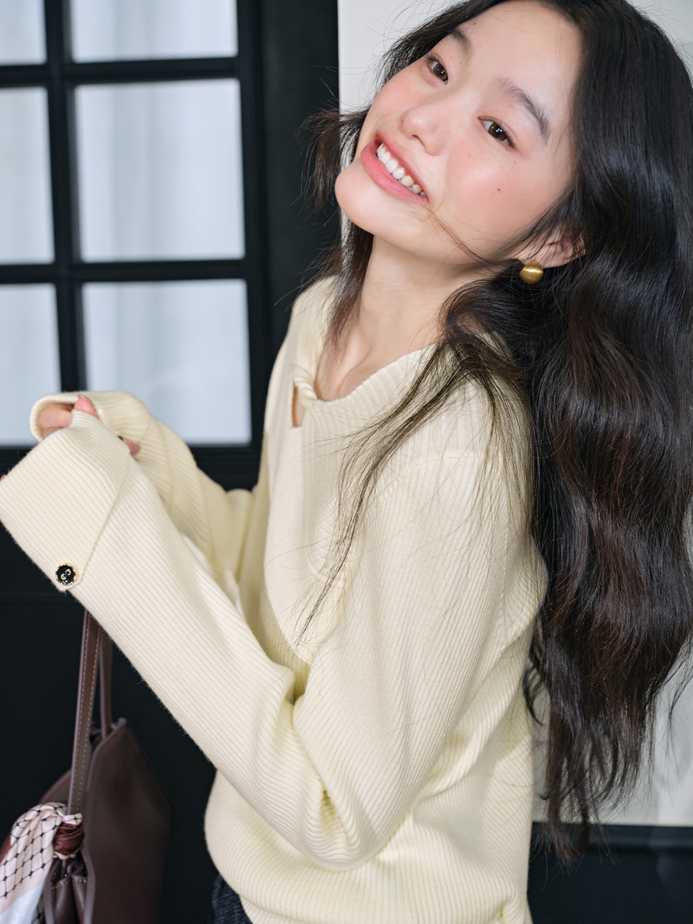 Front Cut-out Top