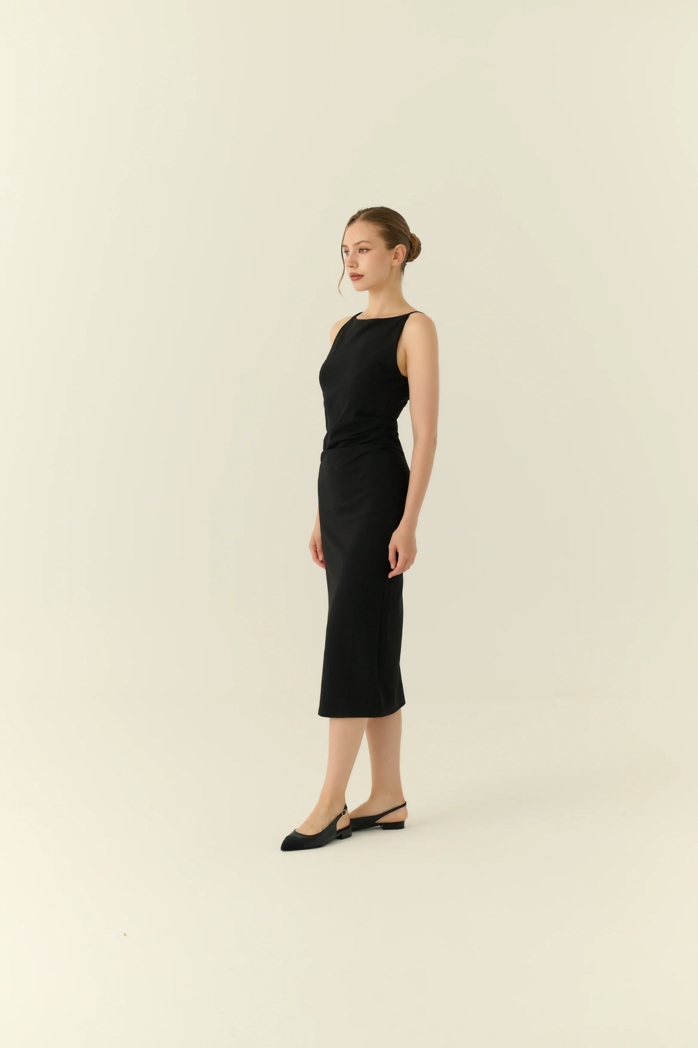 Café de minuit midi dress in black