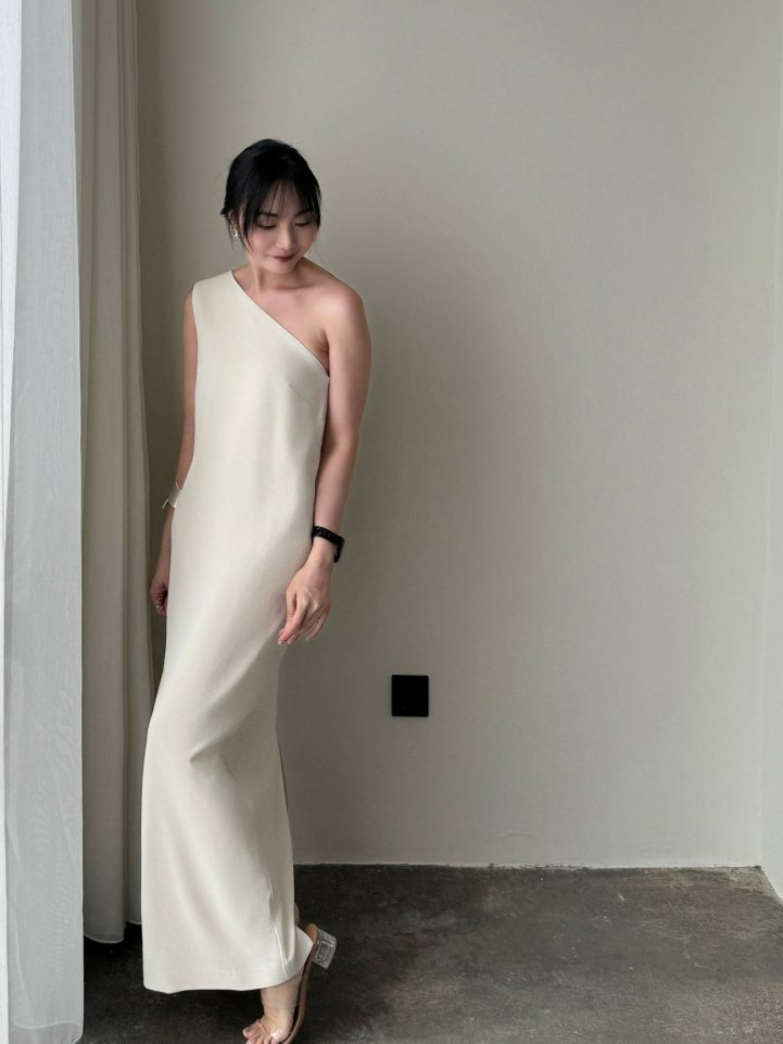 Annie One Shoulder Back Slit Dress