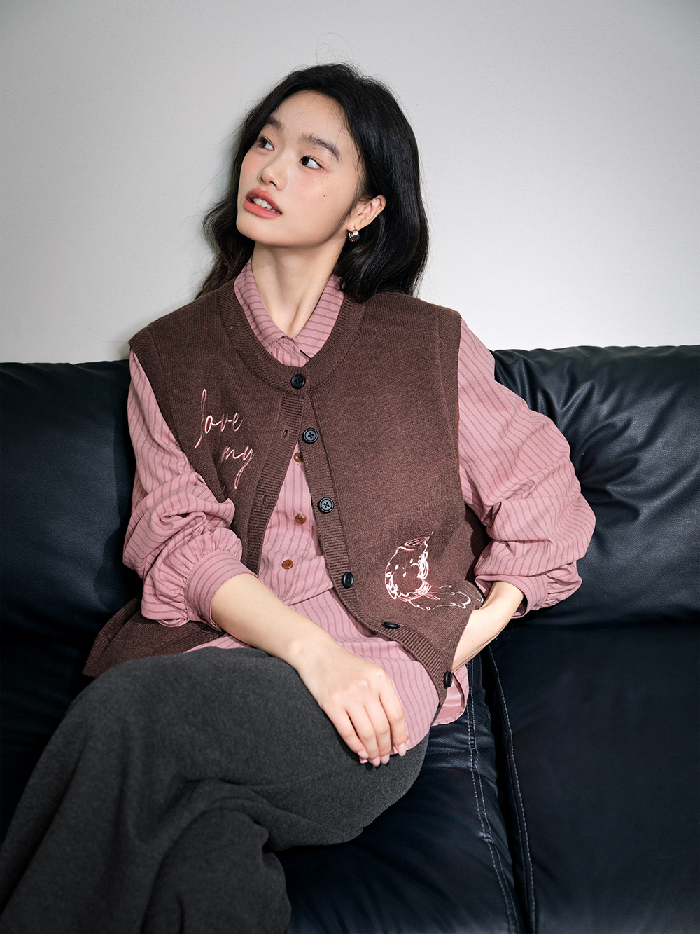 Embroidered Dog Knit Vest