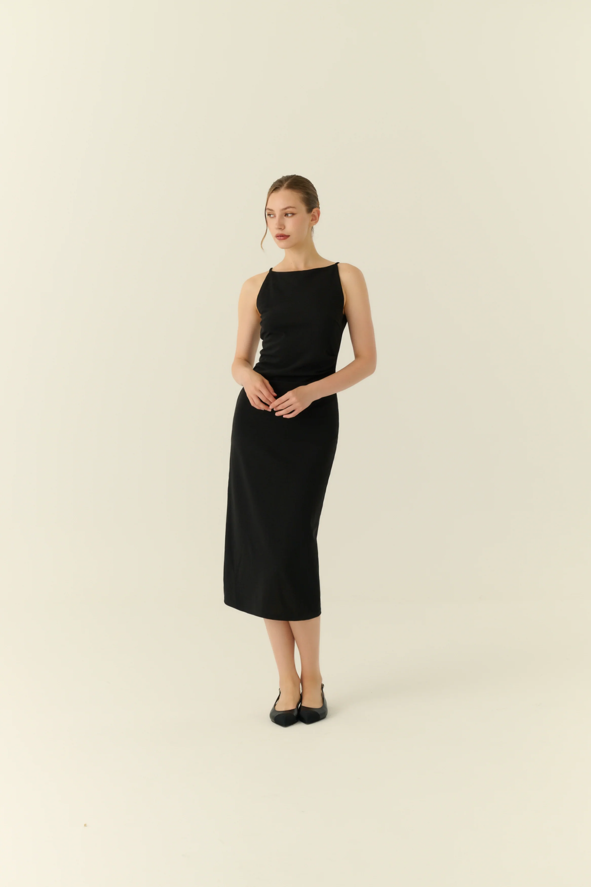 Café de minuit midi dress in black
