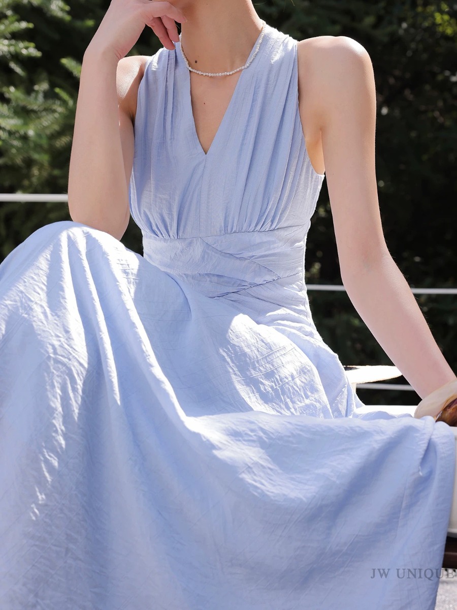 Maralyn Halter Neck Graceful Dress