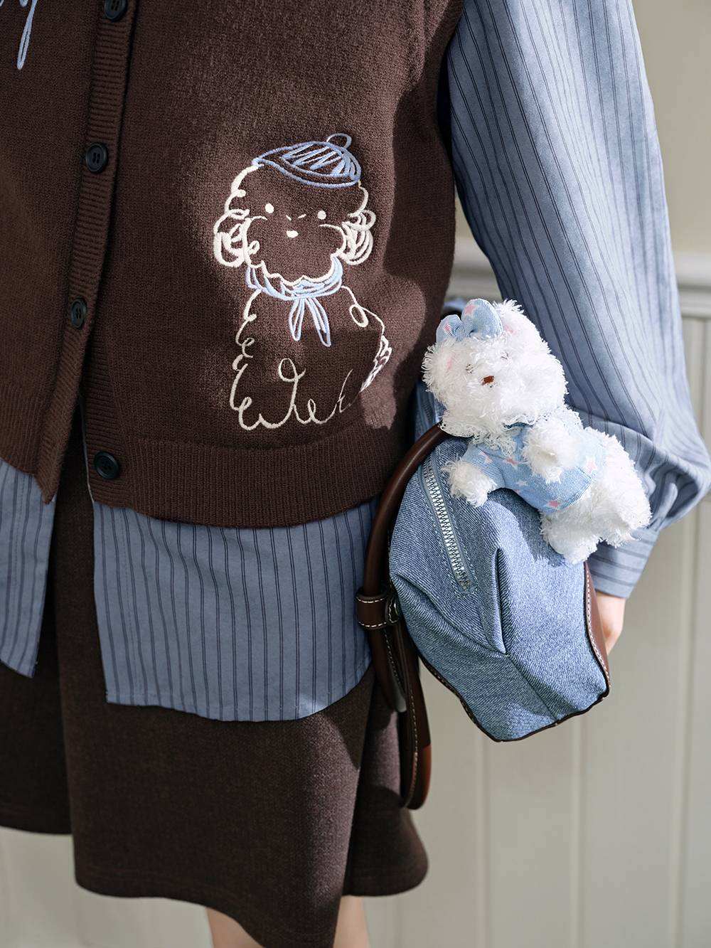 Embroidered Dog Knit Vest