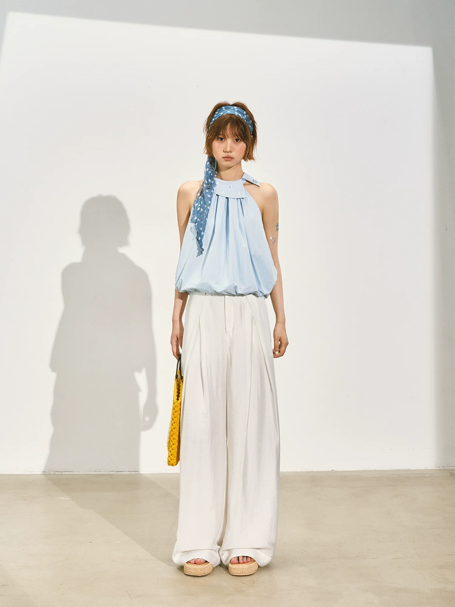 Halter Neck Off-Shoulder Crinkled Sleeveless Top