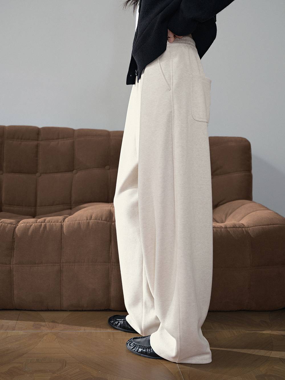 Wide-Leg Sweatpants