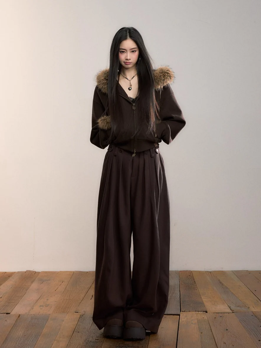Tailored Pleated Wide-Leg Trousers