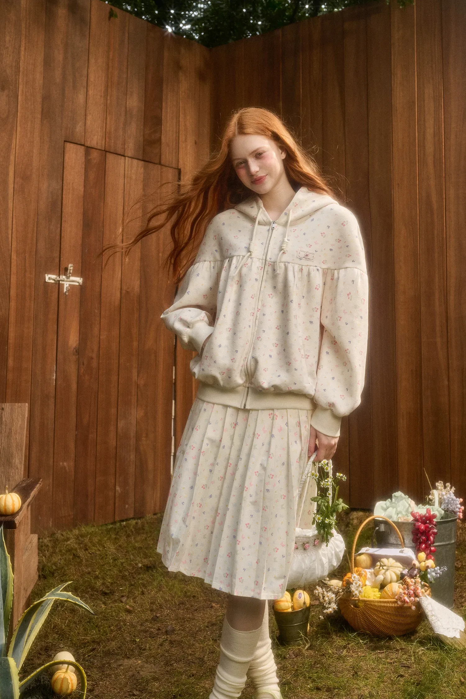 Printed Hooded Sweatshirt Pleated Skirt