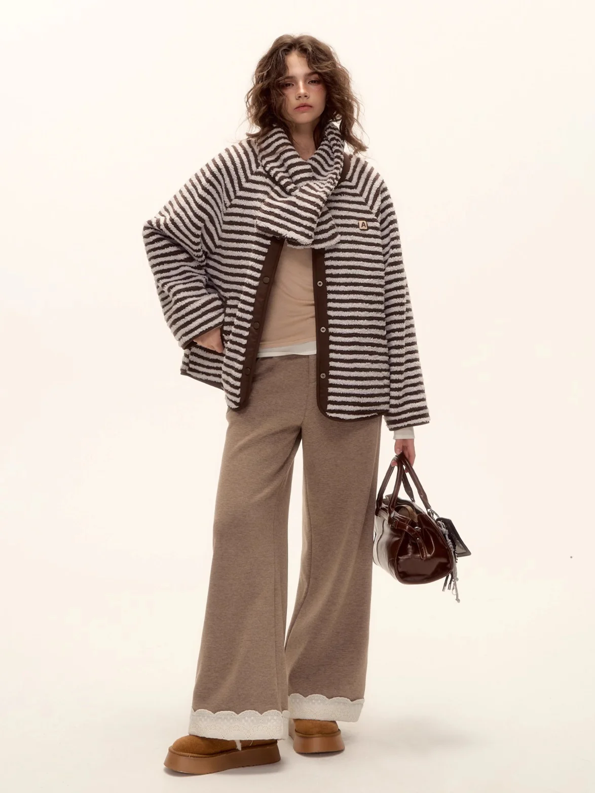 Embroidered Hem Wool Blend Wide-Leg Trousers
