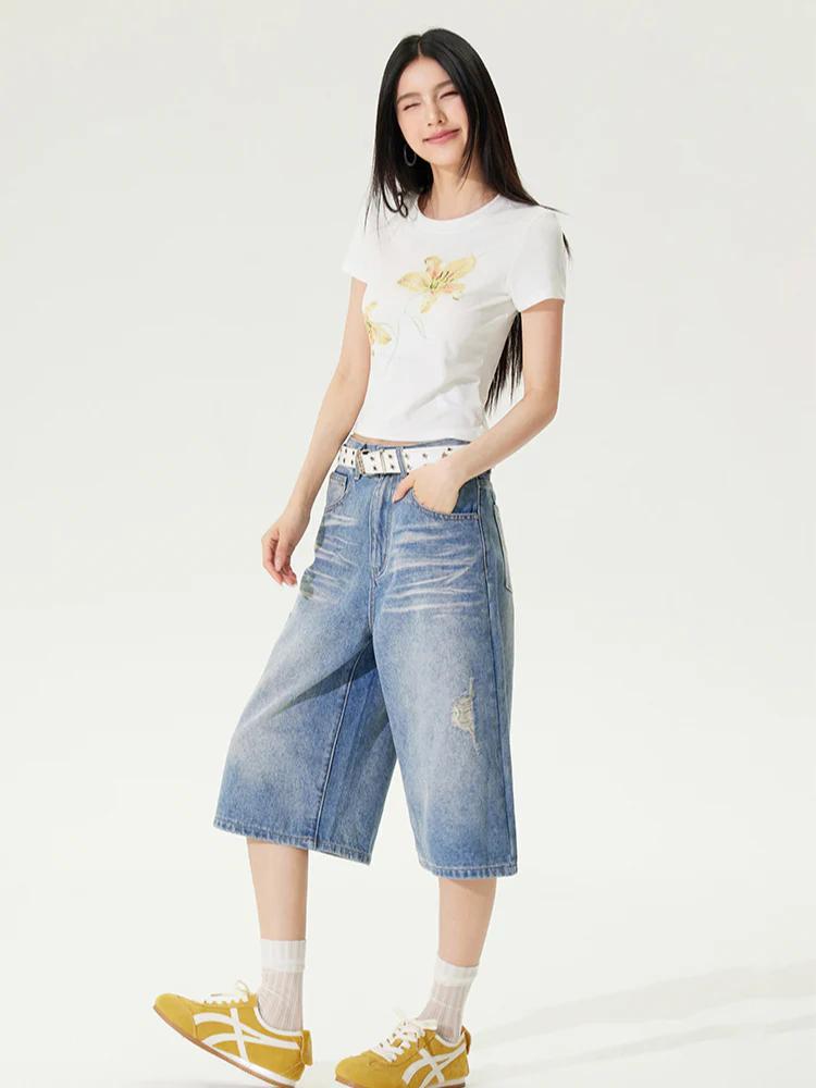 Distressed 7-inch Denim Straight Pants