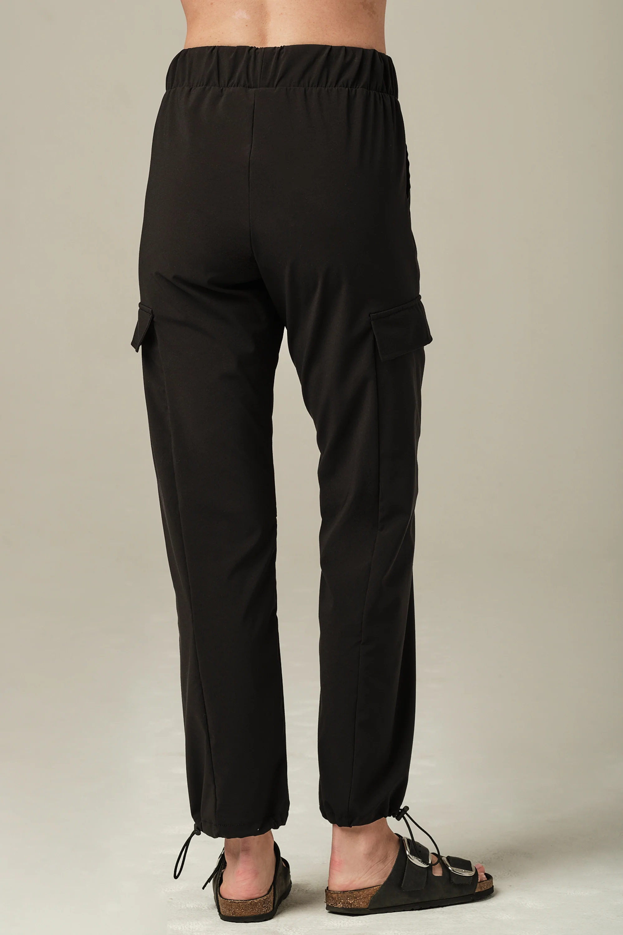 Sky-Line Black/Kale Jogger