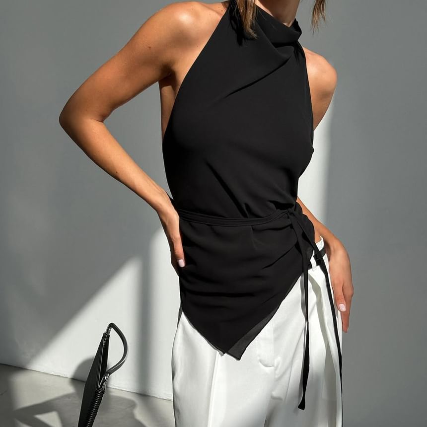 Asymmetrical Fit Crop Top Mock Back Plain Slim Neck Halter Open