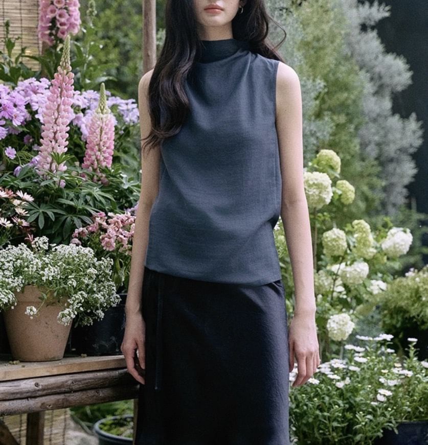 Neck Plain Blouse Mock Sleeveless