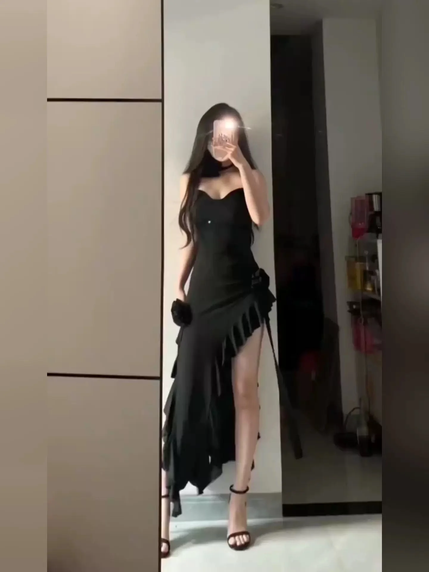 Simple Sheath Spaghetti Straps Black Satin Vacation Beach Dress Long Birthday Dresses SD006