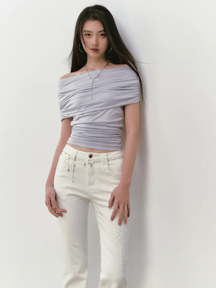 Rhinestone Off-the-Shoulder Pure-Desire Style T-shirt