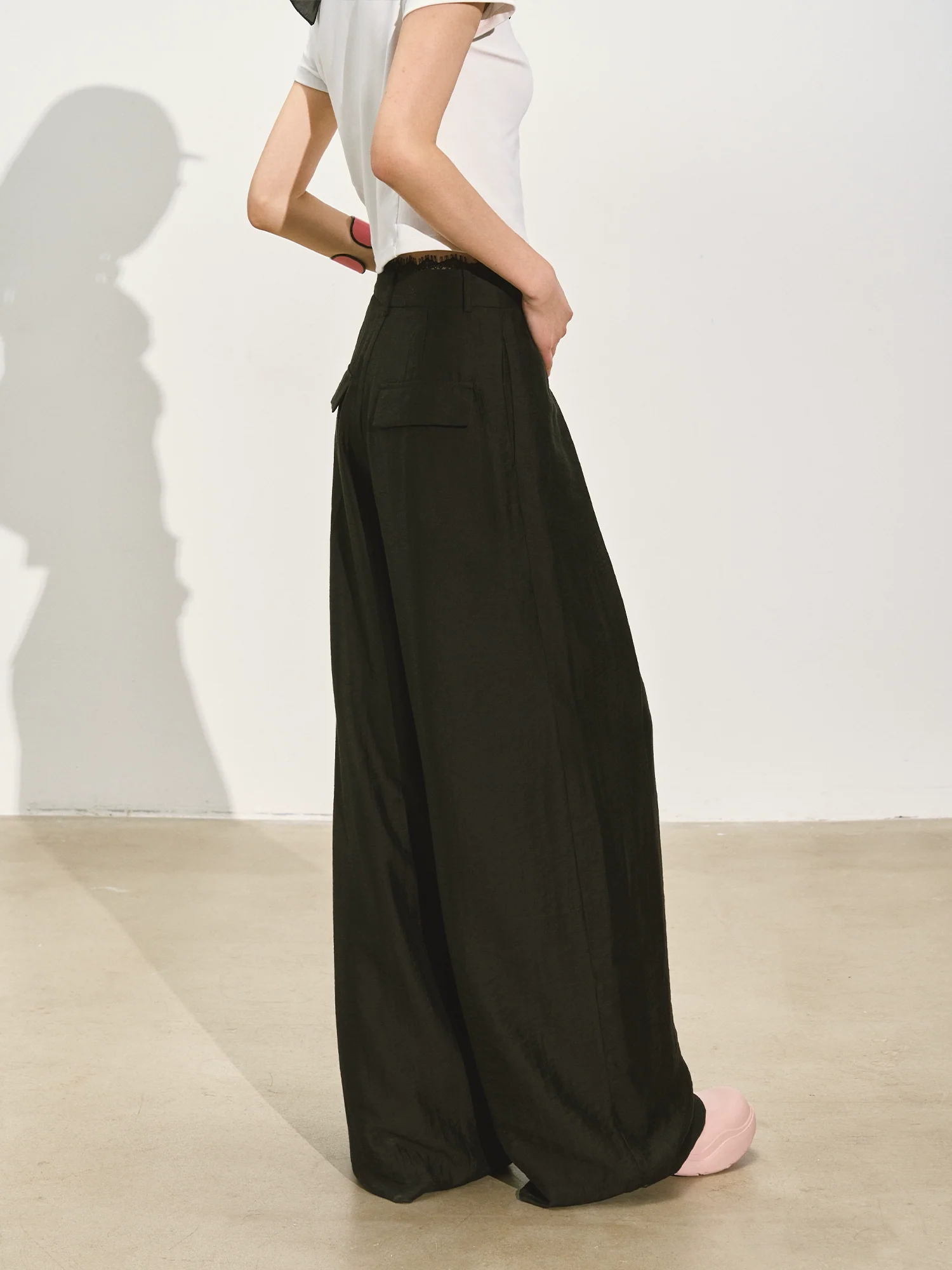 Suit Pleated Wide-Leg Pants