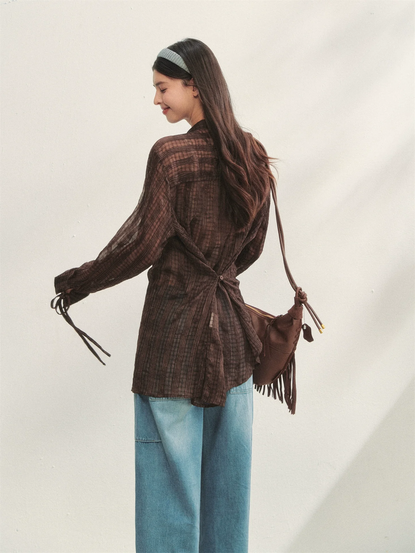 Irregular Cuff Tie-up Sunscreen Shirt