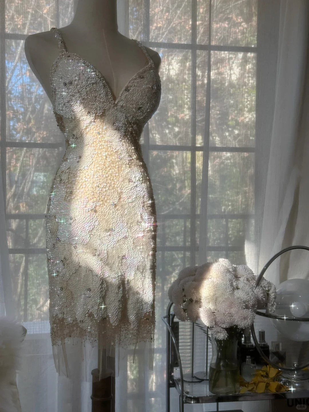 Glitter V Neck Backless Sequin Sheath Short Birthday Outfits Formal Homecoming Dress S729