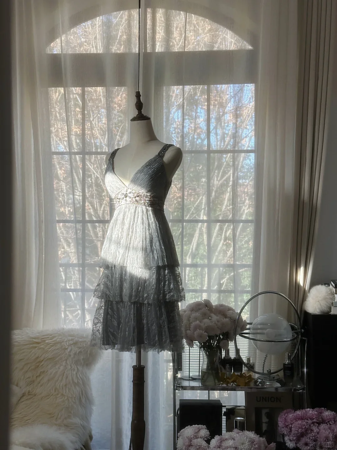 Elegant V Neck Lace Beaded Layered Mini Birthday Outfits Gray A Line Short Homecoming Dress S727