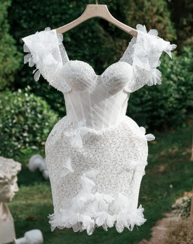 Classy White Sweetheart Neckline Sheath Birthday Outfits Mini Homecoming Dress S391