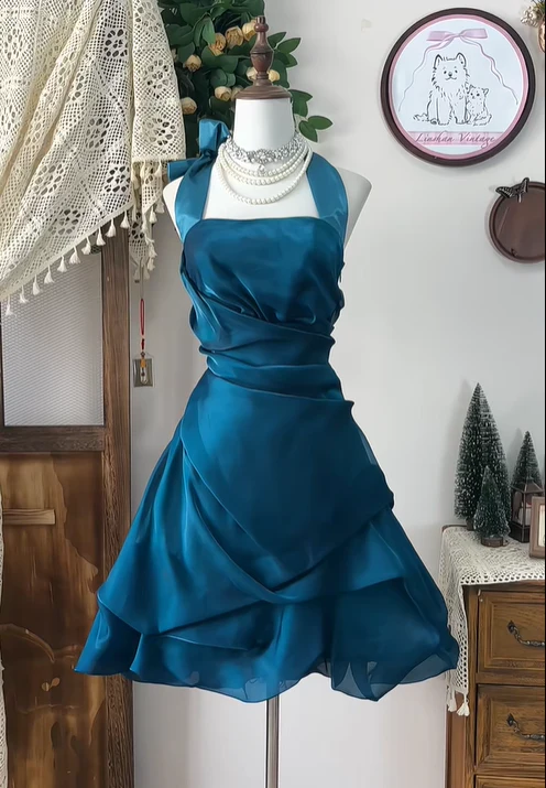 Unique Peacock Blue Halter A Line Homecoming Dress Cocktail Dress S334