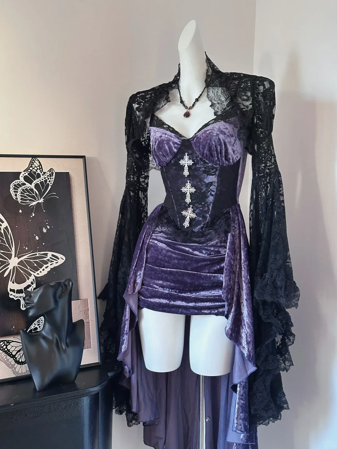 Pretty Spaghetti Straps Purple Velvet Lace Short Birthday Dress Formal Homecoming Dress Cocktail Dress S629