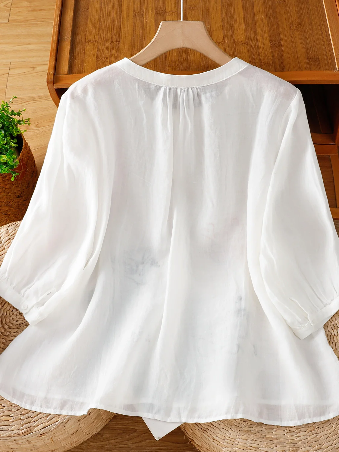 Retro Ramie Round Neck Casual Loose Thin Embroidered Shirt