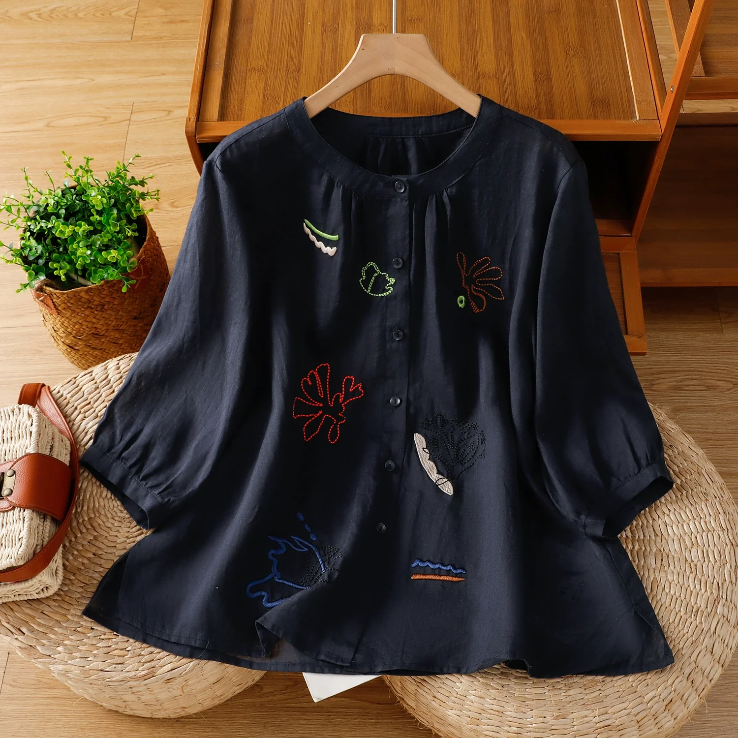 Retro Ramie Round Neck Casual Loose Thin Embroidered Shirt