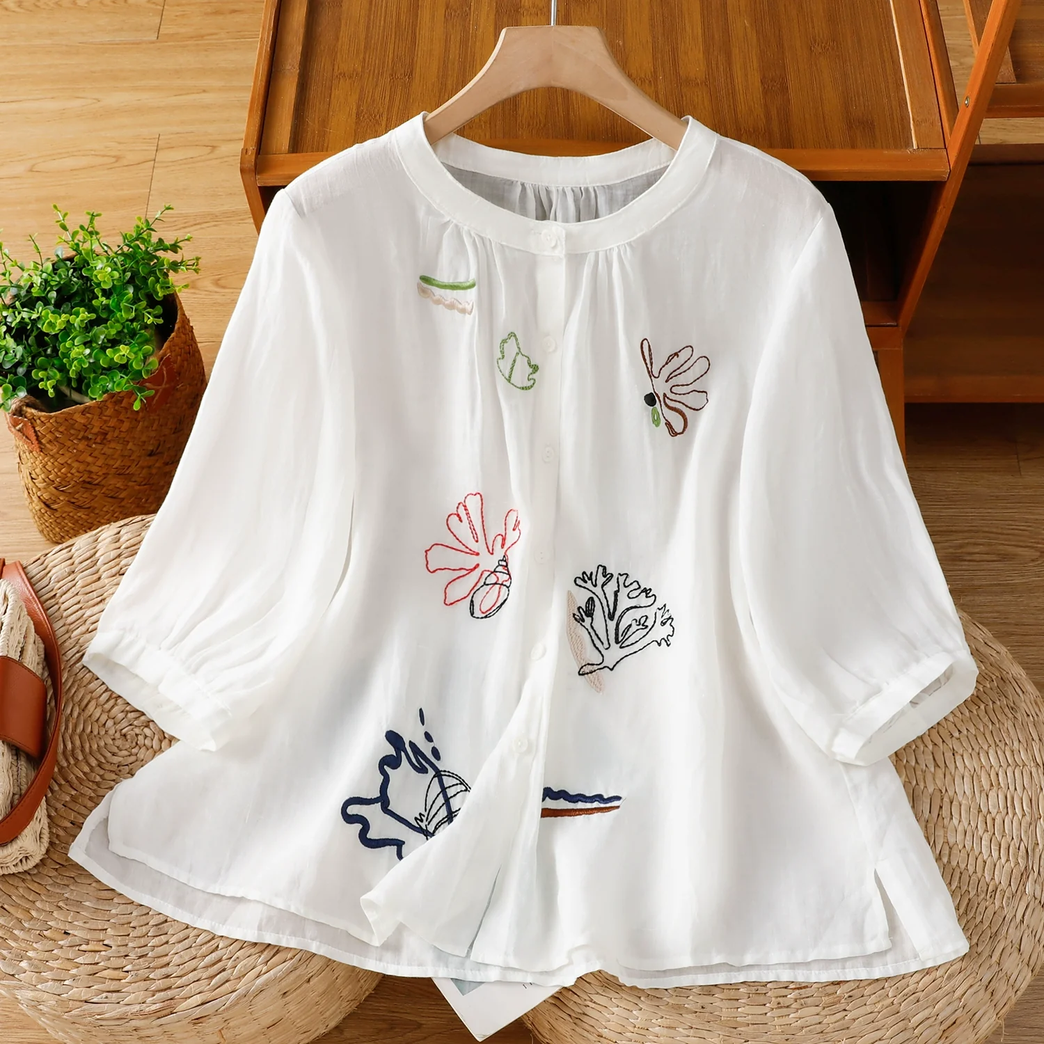 Retro Ramie Round Neck Casual Loose Thin Embroidered Shirt