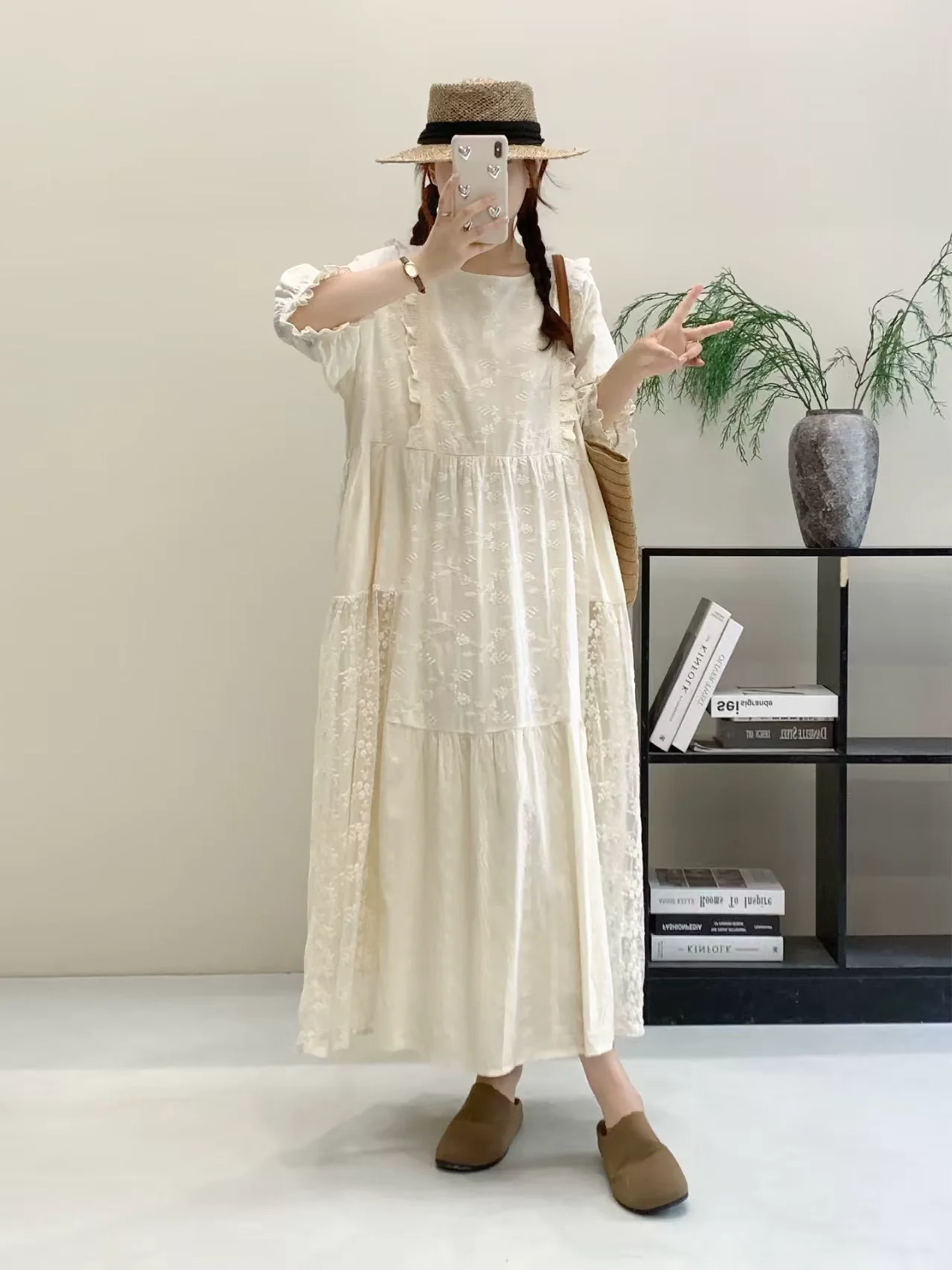 Retro Cotton Linen Lace Patchwork Loose Embroidered Dress