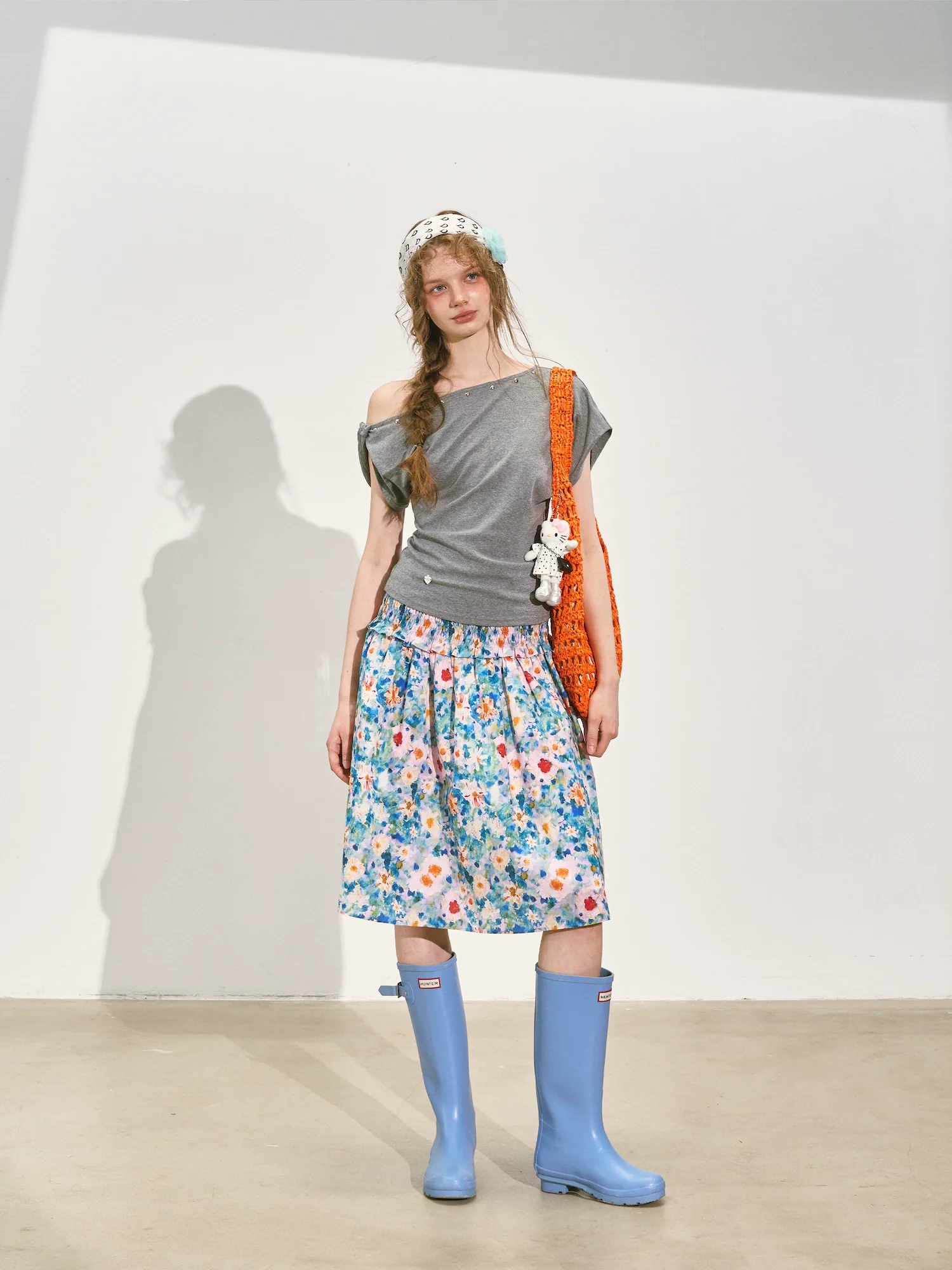 Off-Shoulder Asymmetric Twist Knot Half-sleeve Top